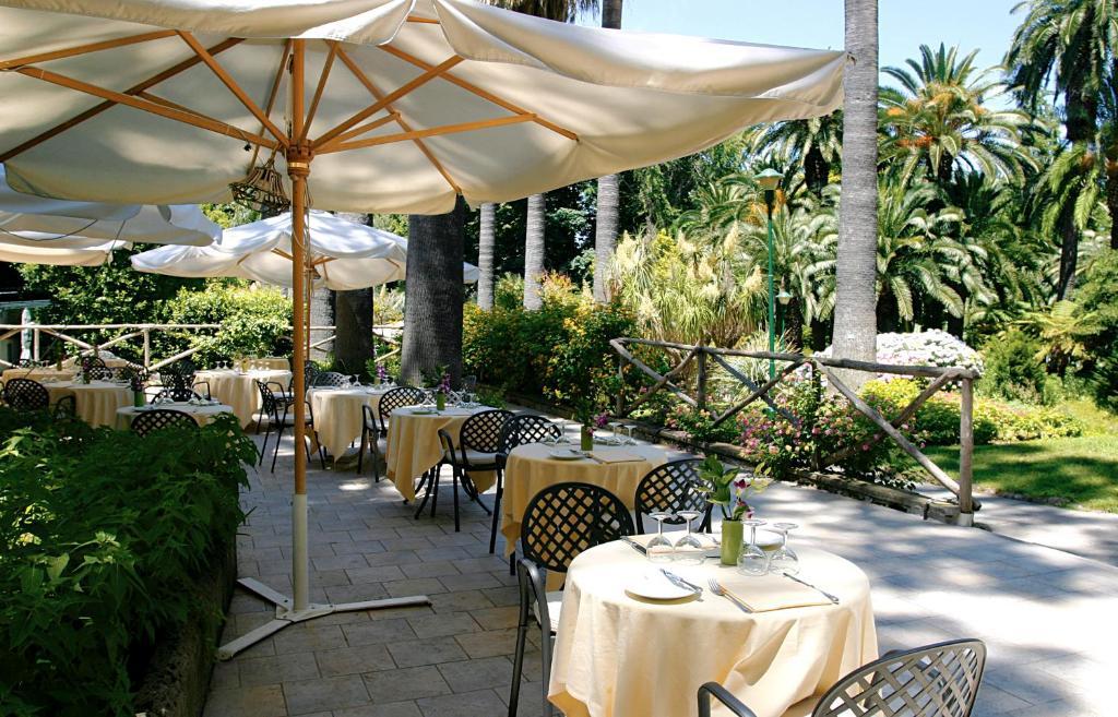 So' Lifestyle Hotel Sorrento Restaurant photo